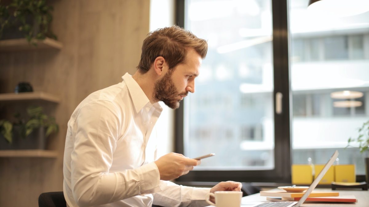 Business Card Scanners: Here to Help you Stay Productive