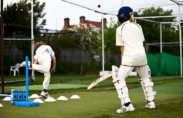 Top Cricket Coaching Classes in Hyderabad 