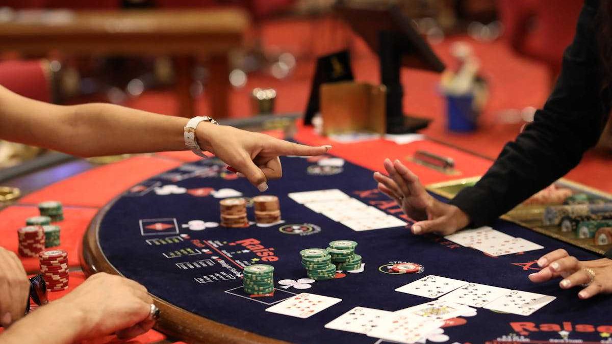 Mastering the Blackjack Deck: Strategy Tips for Successful Online Blackjack Gameplay