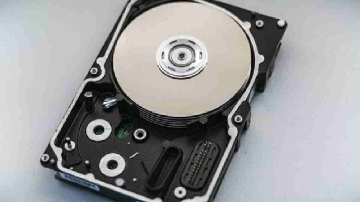 How to Recover From a Hard Drive Clicking Sound